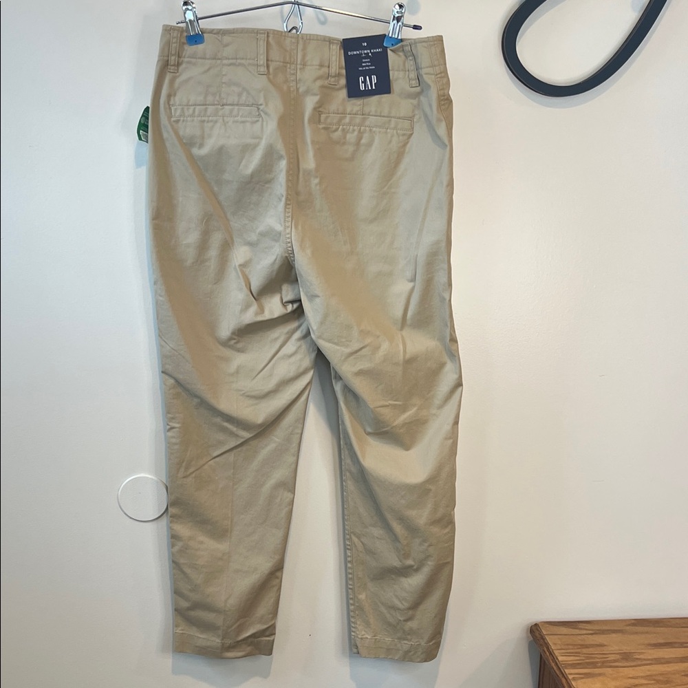 NWT GAP Downtown Khaki Pants - Picture 3 of 8